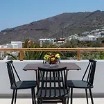 Theophrasti Suites