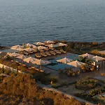 Colombos Beachfront