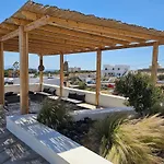 Mylithos Suites