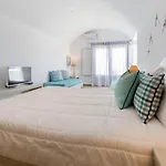 B Suites