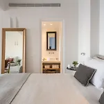 Porto Fira Suites