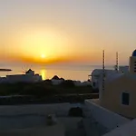 Christos Apartments Oia