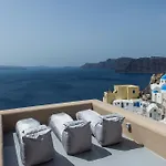 Ammos Oia Mansion