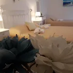 Casa Del Mar