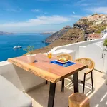Iriana Suites