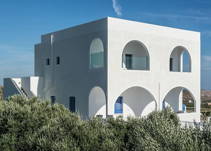 Aspronisi Luxury Villa