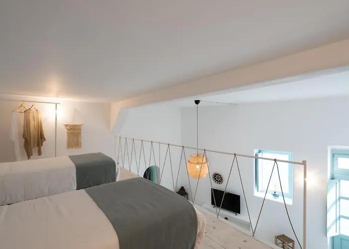 Valsamo Suites