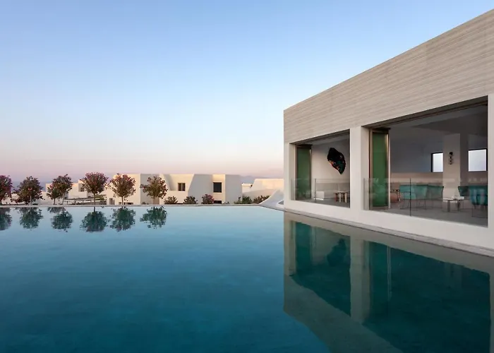 Nous Santorini