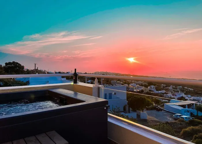 Kiklamino Sunset Studios