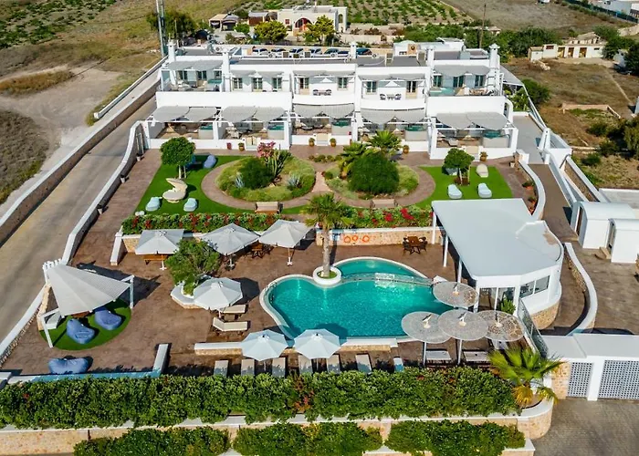 Marvarit Suites