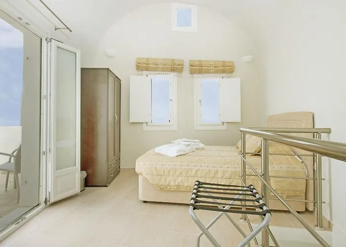 Santorini Renaissance