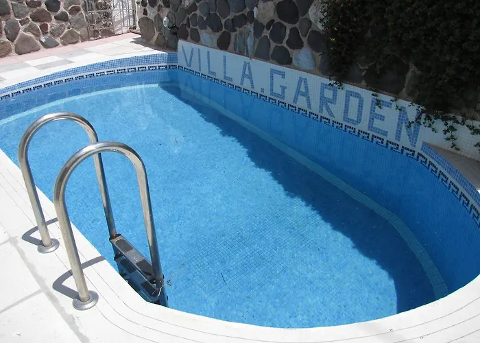 Villa Garden