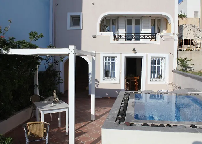 Villa By Hotel Thira