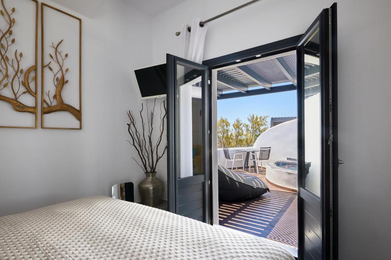 Oia Suites Oia (Santorini)