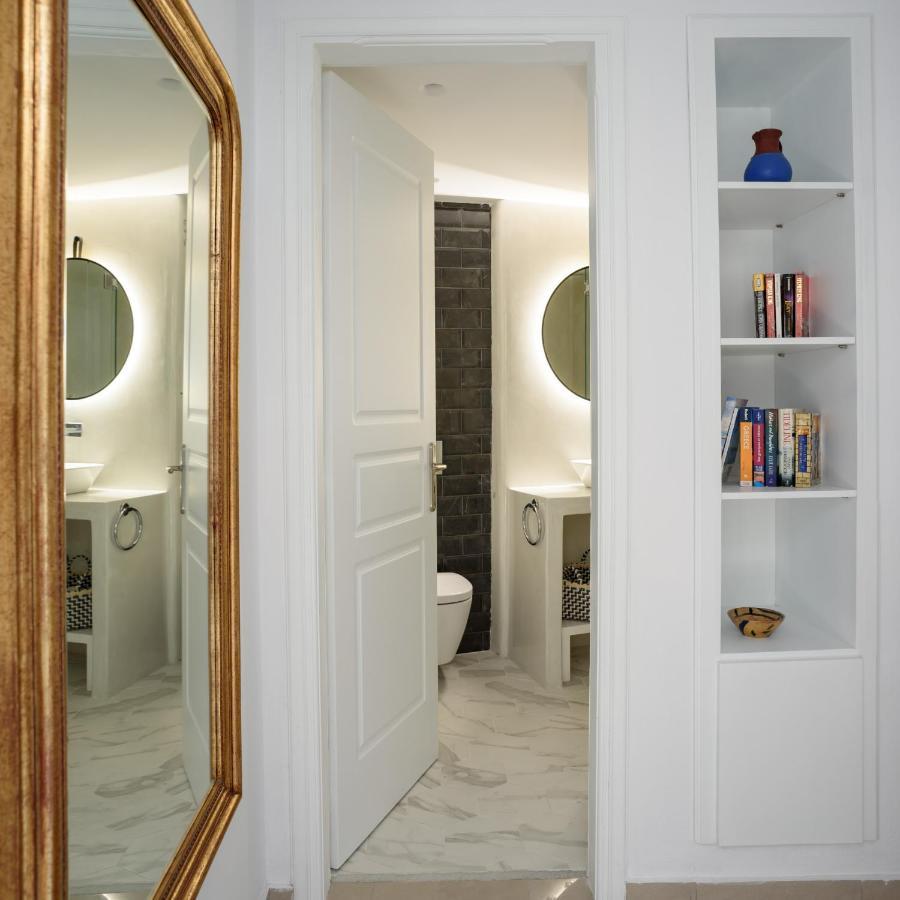 Renos Hotel 4*
