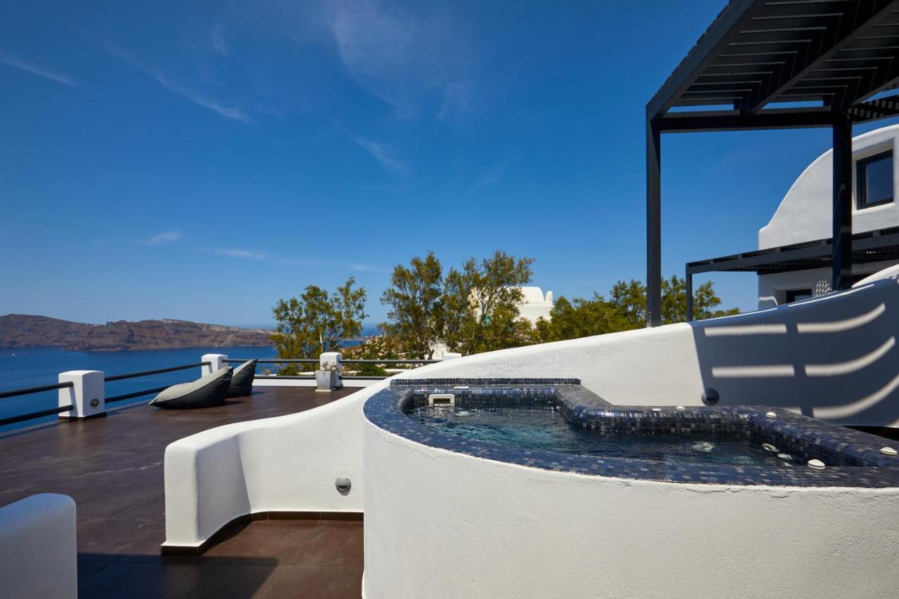 Oia Suites Hotel