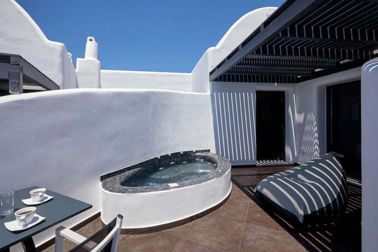 Hotel Oia Suites