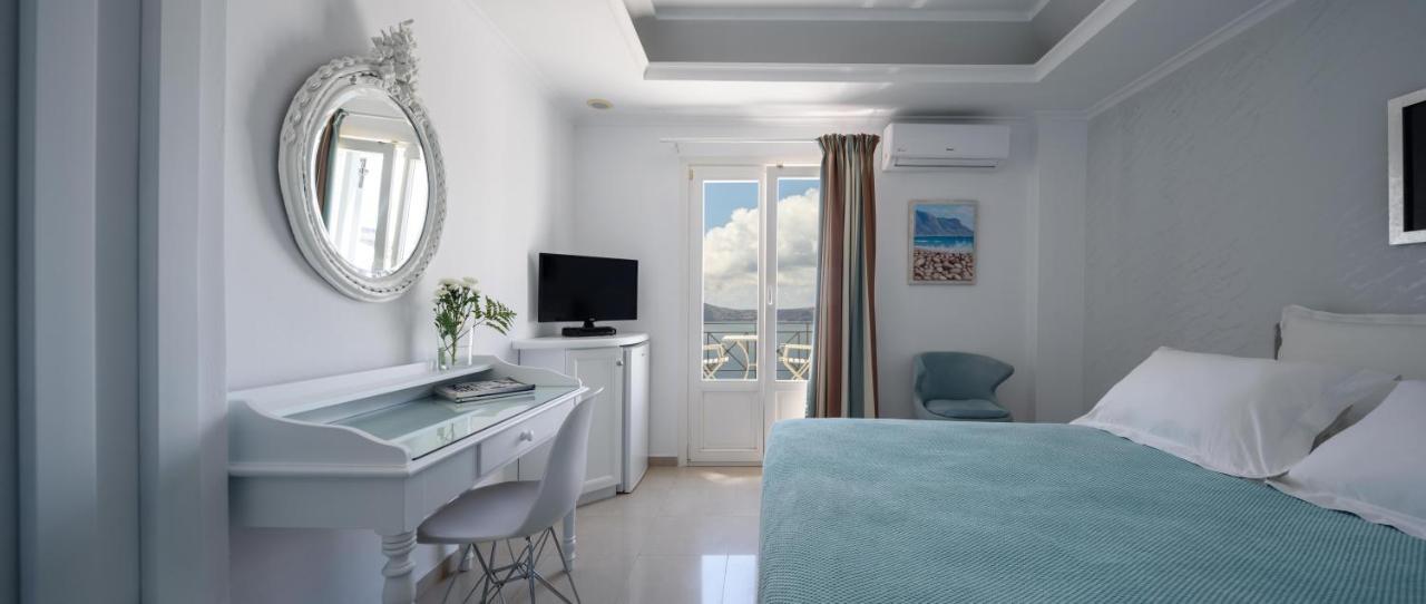 Hotel Renos Fira (Santorini)