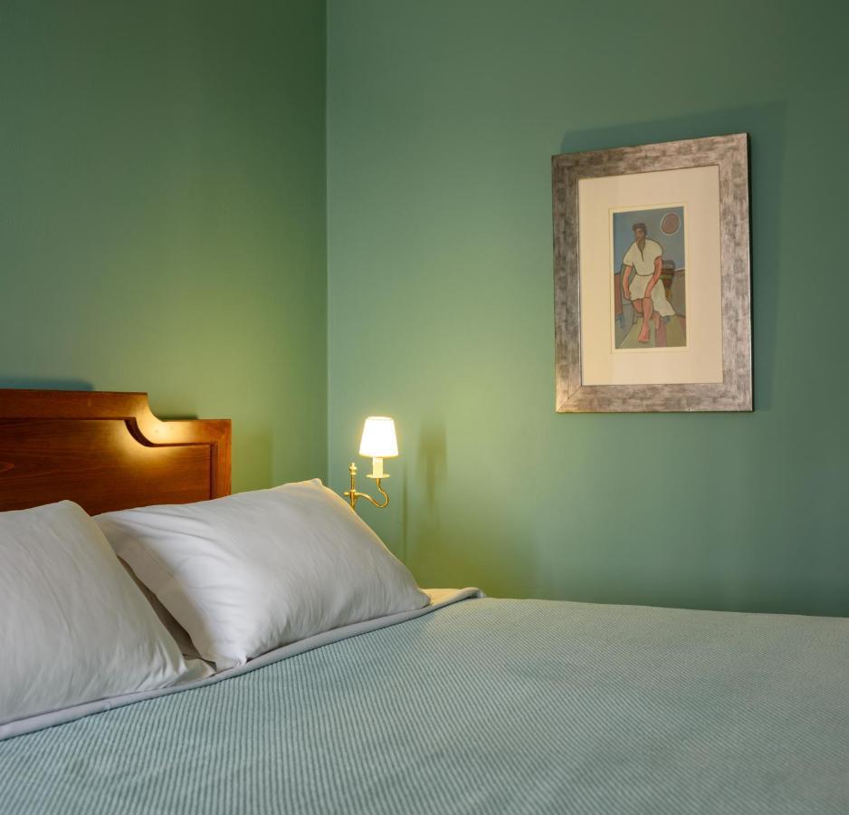 Hotel Renos