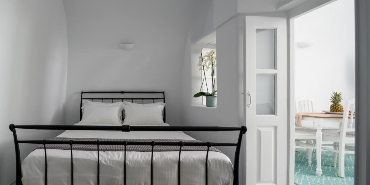 Cave Agapi Villa *