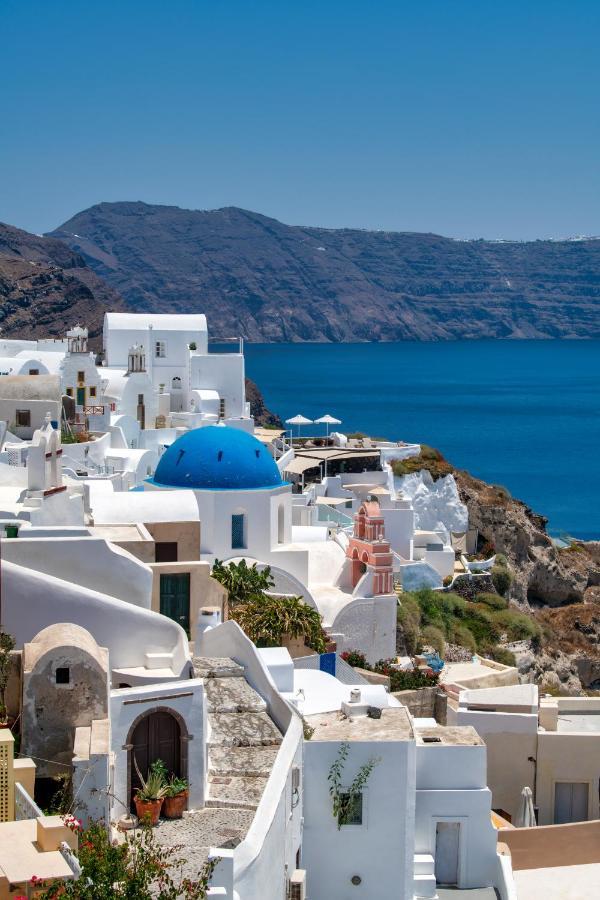 Kaleidoscope Oia (Santorini)