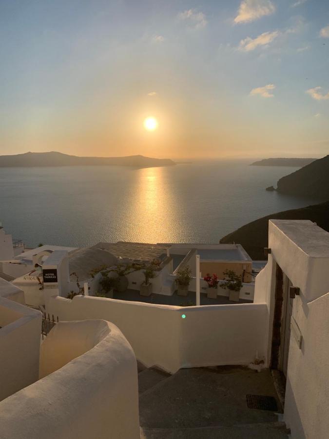 Villa Doukas Caldera Fira (Santorini)