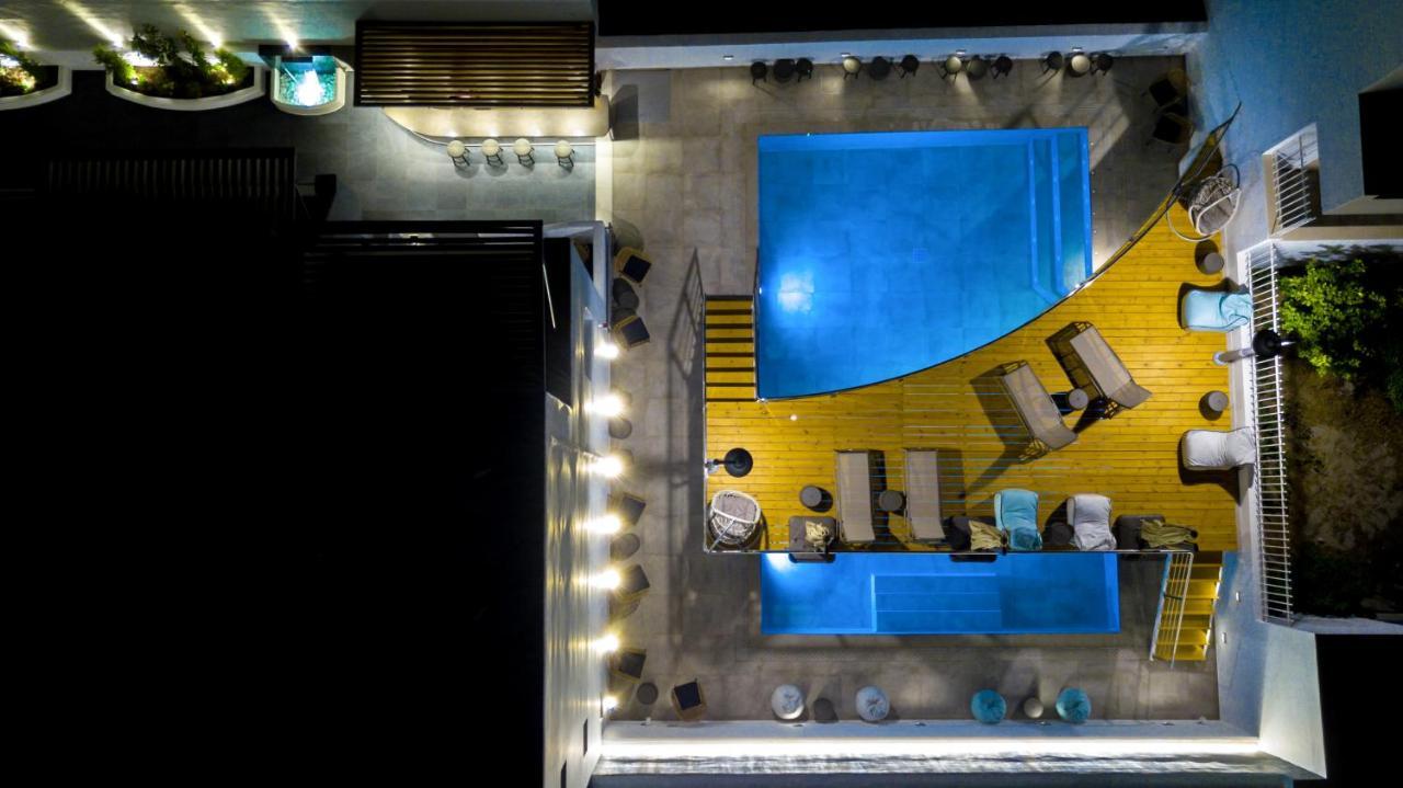 Hotel Deluxe Santorini 4*