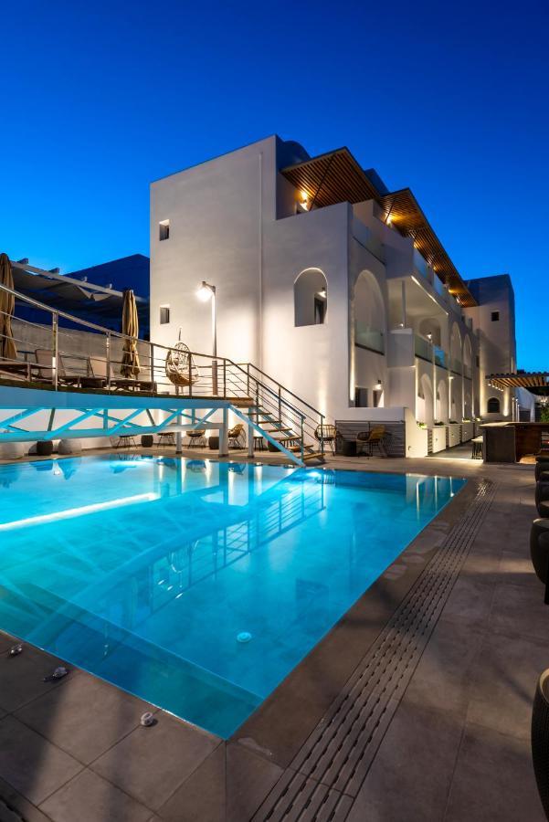 Deluxe Santorini 4*