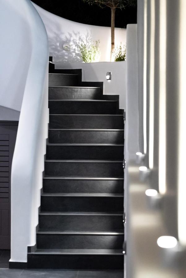 Deluxe Santorini Hotel 4*