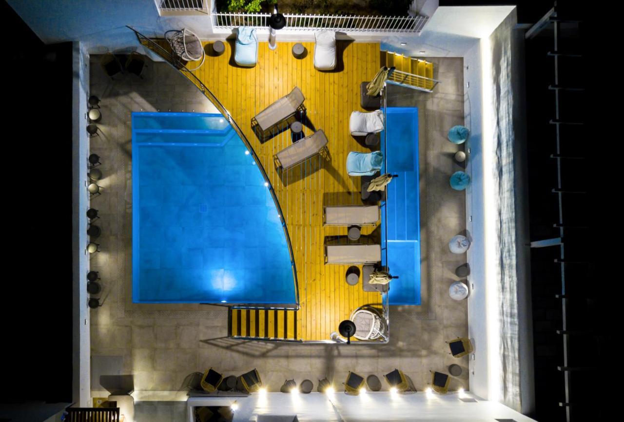 Deluxe Santorini 4*