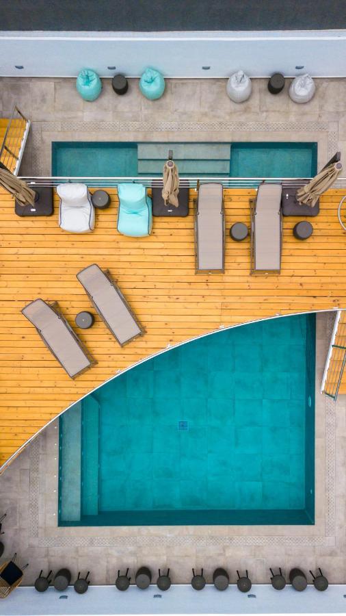Deluxe Santorini Hotel 4*