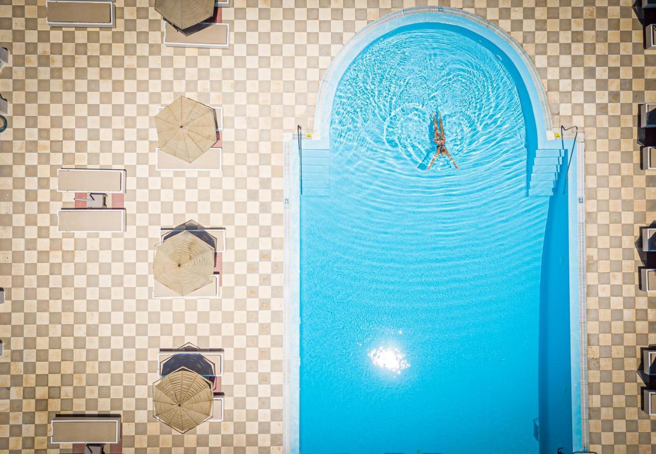 Marianna Hotel 3*