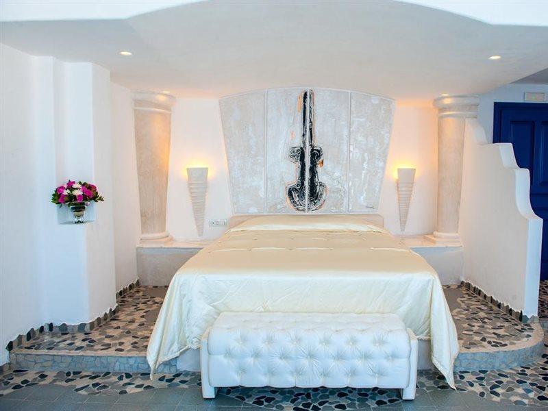 Astarte Hotel Akrotiri (Santorini)