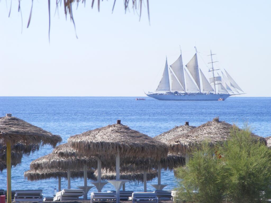 Bay 3* Perissa (Santorini)
