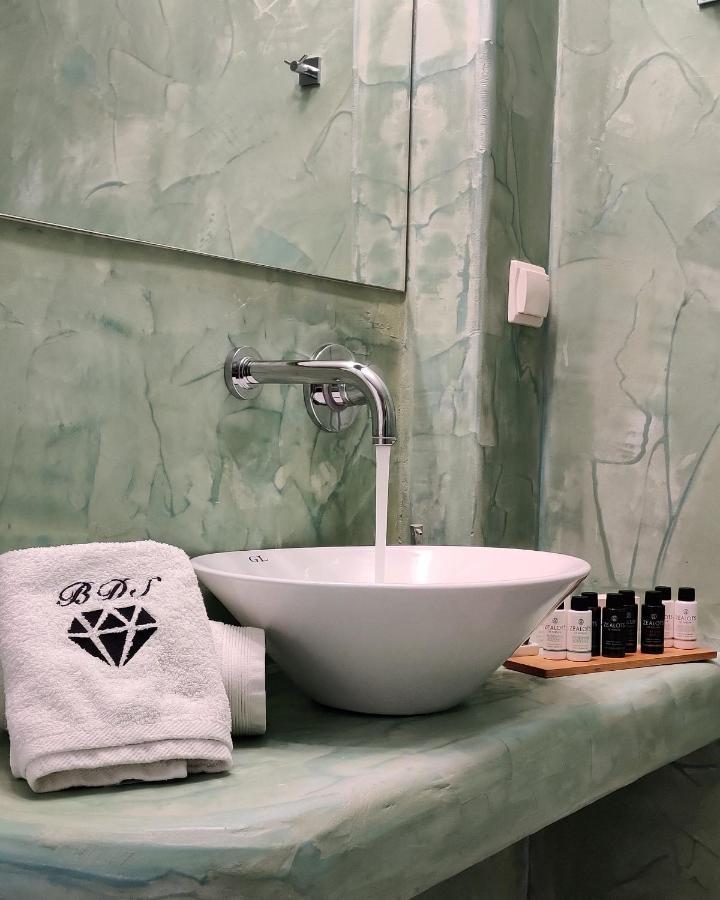 Black Diamond (adults Only)