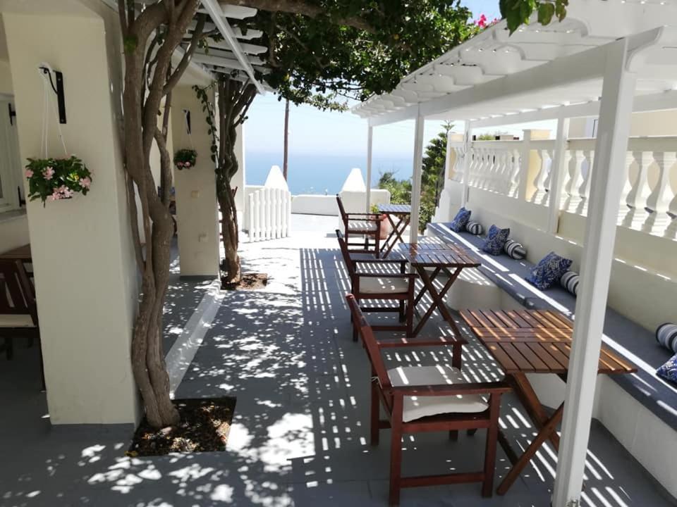 Ilias Aparthotel 3*