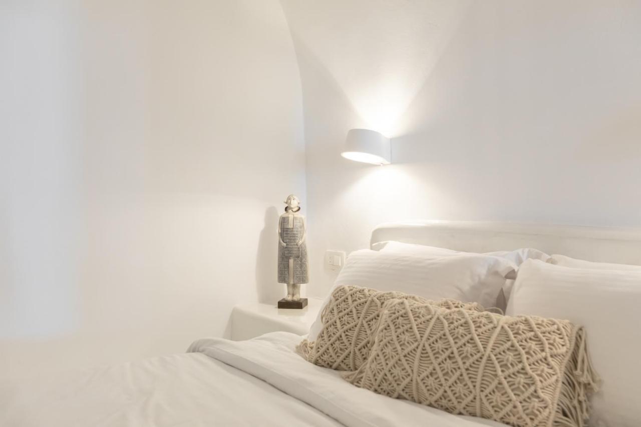 Villa Doukas Caldera Fira (Santorini)