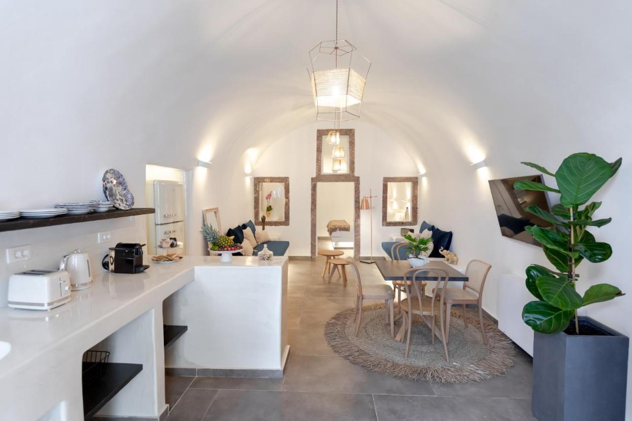 Doukas Caldera Villa Fira (Santorini)