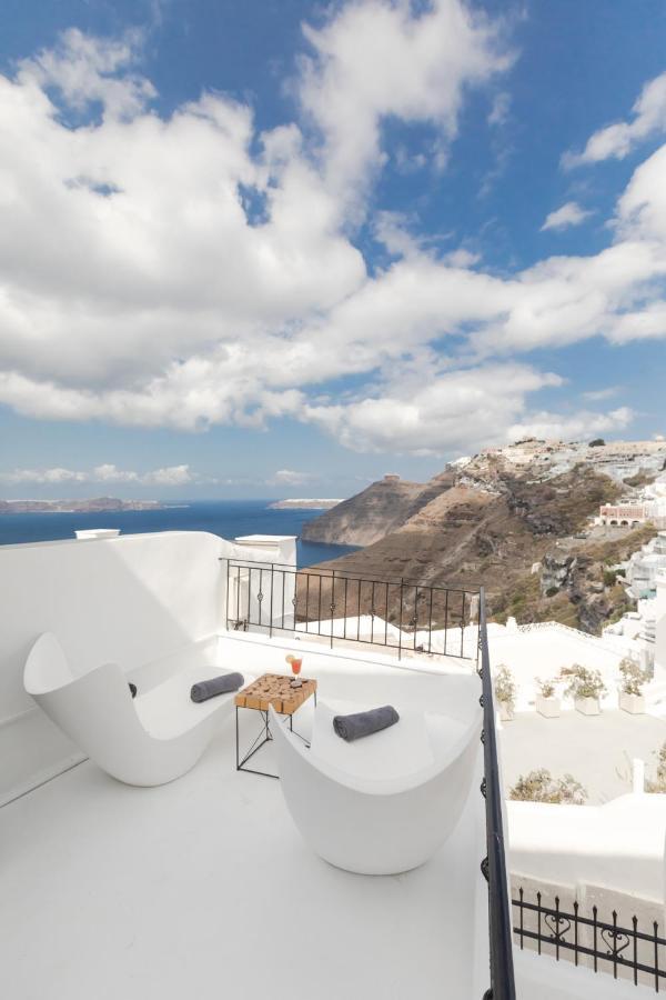 Doukas Caldera Fira (Santorini)