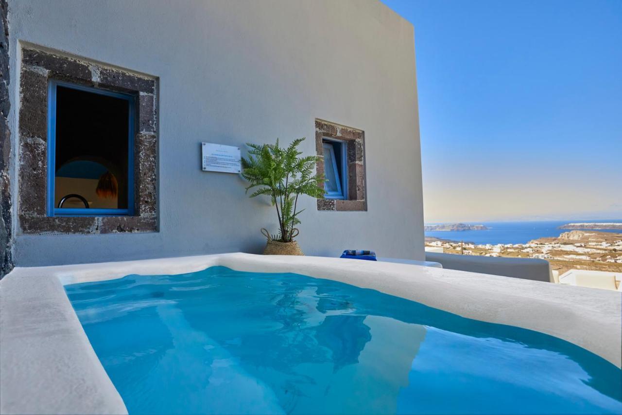 Luna Santorini *