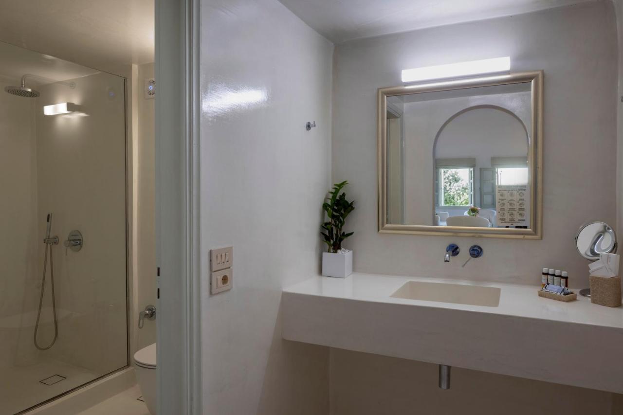 Aria Lito Mansion 4*