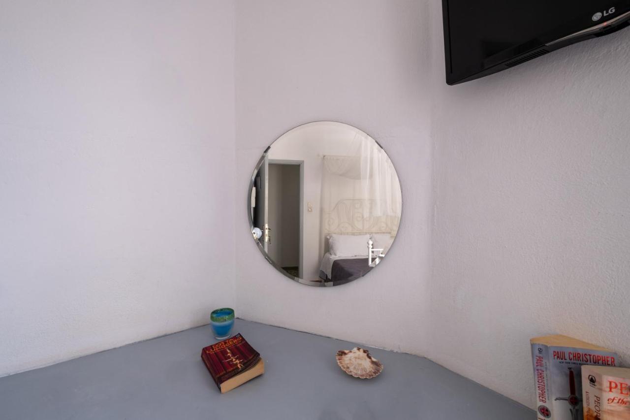Sagma Beach Rooms Perissa (Santorini)