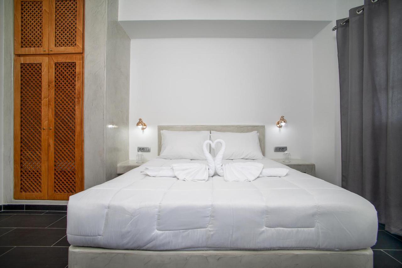 Santorini Aparthotel