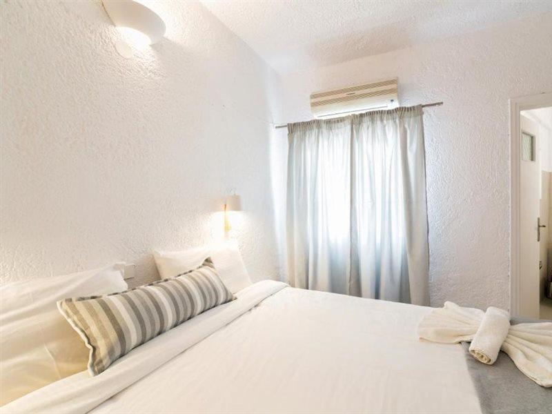 Artemis Hotel Megalochori (Santorini)