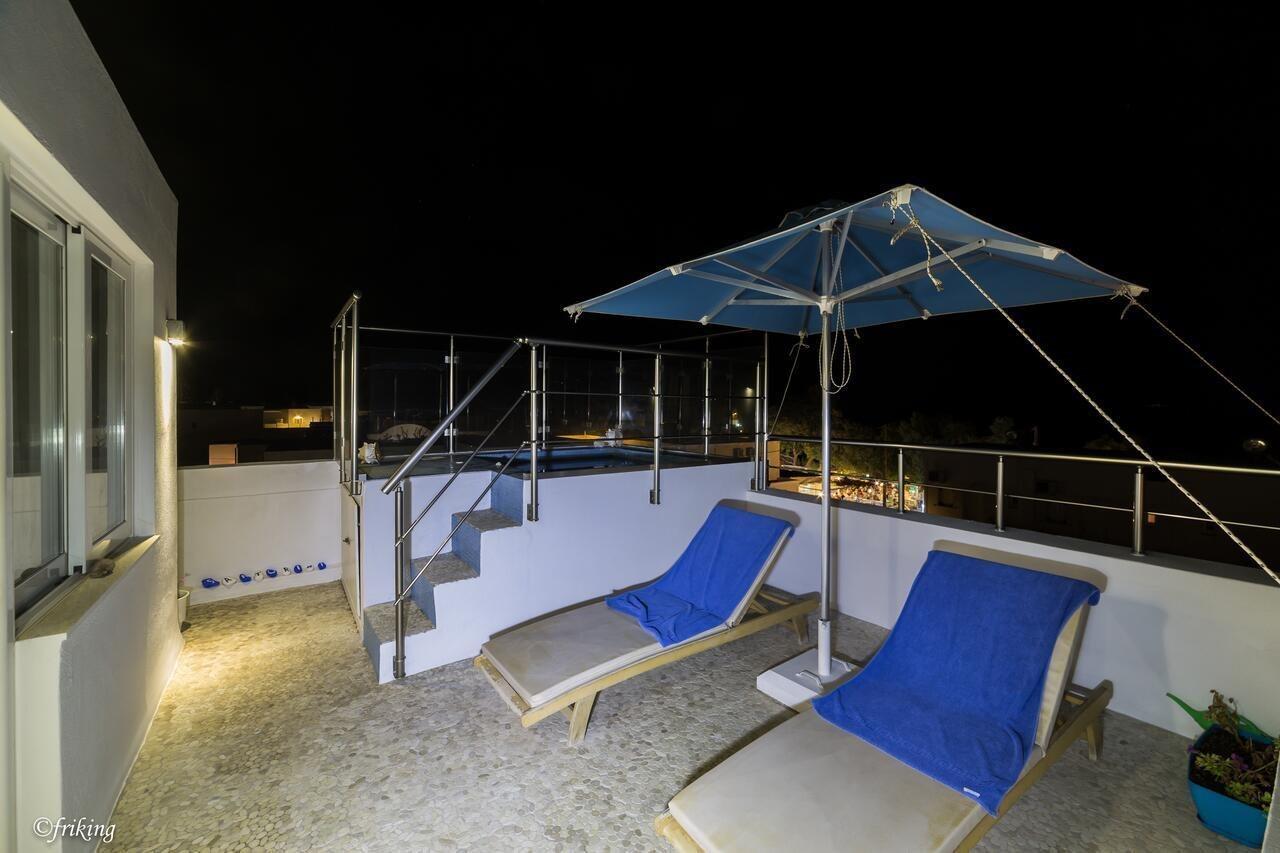 Argiris * Kamari (Santorini)