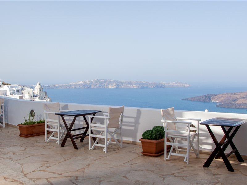 On The Cliff 4* Fira (Santorini)