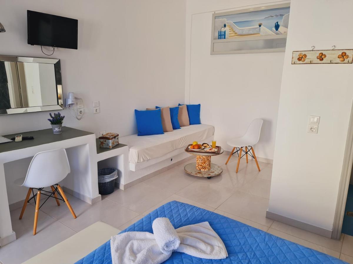 Anto Fira (Santorini)