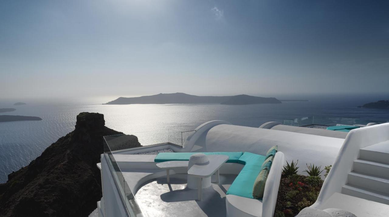 Tholos Hotel 4*