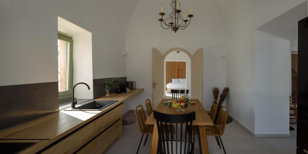 Holiday home Di Capo - Santorini Old Winery Luxury *