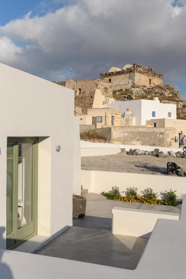 Di Capo - Santorini Old Winery Luxury Holiday home *